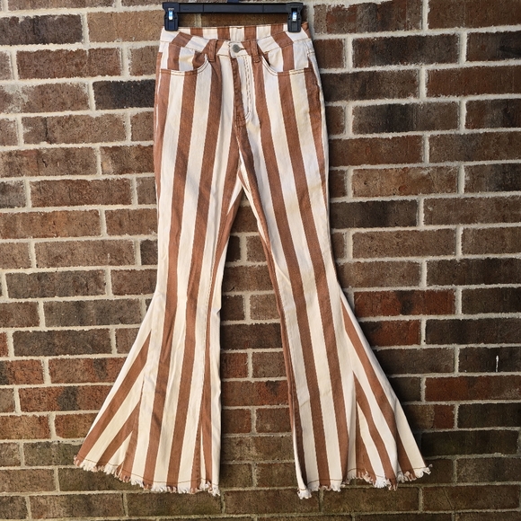 Saints And Hearts Striped Flare Jeans - Picture 5 of 15